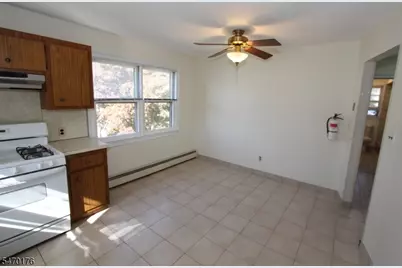 380 Lincoln Ave, Hawthorne, NJ 07506 - Photo 10