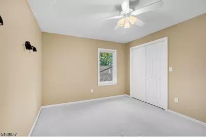 29 Lynack Rd, Hawthorne, NJ 07506 - Photo 32