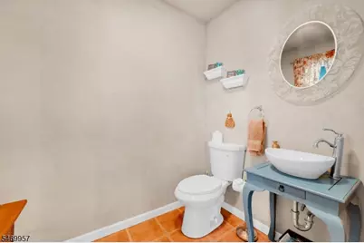 29 Lynack Rd, Hawthorne, NJ 07506 - Photo 14