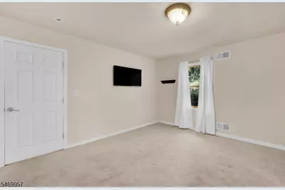 29 Lynack Rd, Hawthorne, NJ 07506 - Photo 18