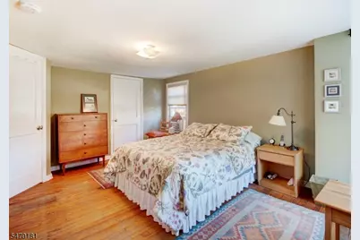 9 Montgomery Ave, Rocky Hill, NJ 08553 - Photo 16