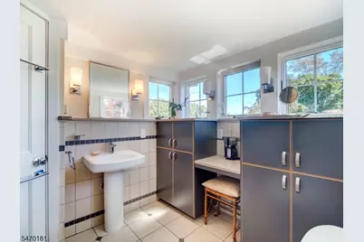 9 Montgomery Ave, Rocky Hill, NJ 08553 - Photo 18