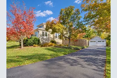 9 Montgomery Ave, Rocky Hill, NJ 08553 - Photo 22
