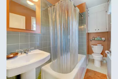 9 Montgomery Ave, Rocky Hill, NJ 08553 - Photo 12