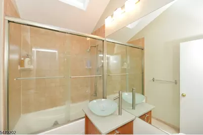 5 Beekman Pl, Glen Rock, NJ 07452 - Photo 16