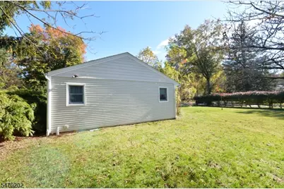 5 Beekman Pl, Glen Rock, NJ 07452 - Photo 24