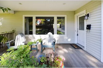 5 Beekman Pl, Glen Rock, NJ 07452 - Photo 2