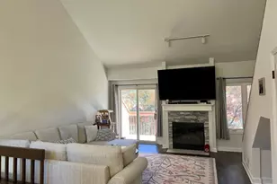18 Pine Hollow Ct, Jefferson Township, NJ 07438 - Photo 2