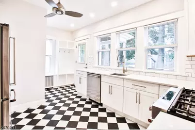 17 Walnut St, Summit, NJ 07901 - Photo 4