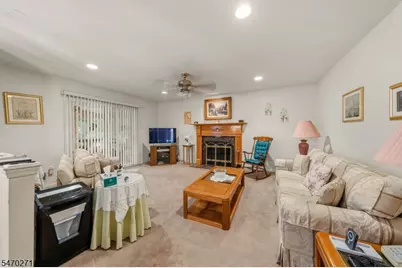 144 S Cliff Rd, Woodbridge Township, NJ 07067 - Photo 6