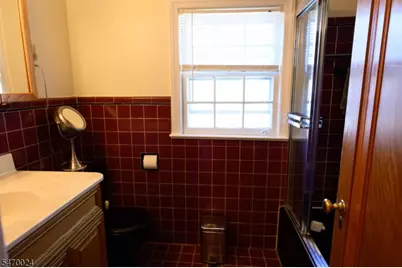 736 Lynmar Way, Union Township, NJ 07083 - Photo 24