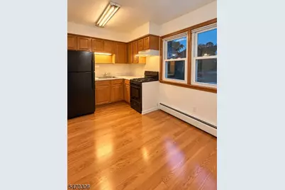 222 E Lincoln Ave, Roselle Park, NJ 07204 - Photo 4