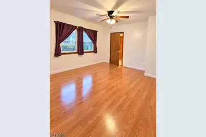 222 E Lincoln Ave, Roselle Park, NJ 07204 - Photo 2