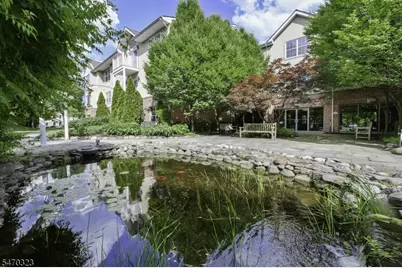 121 Courter Rd #118, Franklin Lakes, NJ 07417 - Photo 2