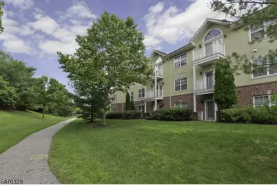 121 Courter Rd #026, Franklin Lakes, NJ 07417 - Photo 1