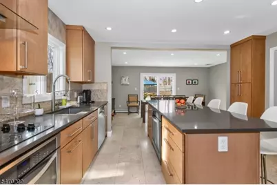 8 Trowbridge Rd, Morris Plains, NJ 07950 - Photo 8