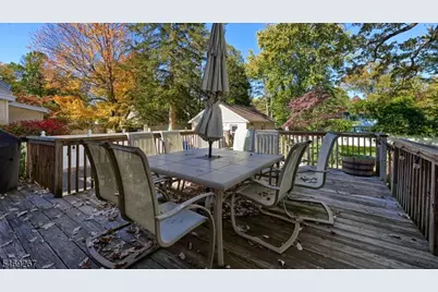 29 Westview Rd, West Caldwell, NJ 07006 - Photo 6