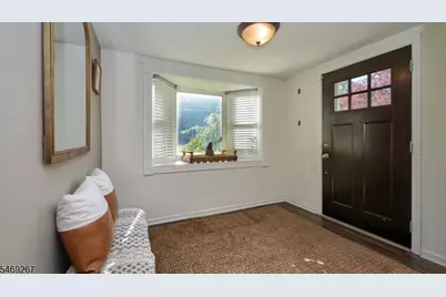 29 Westview Rd, West Caldwell, NJ 07006 - Photo 10