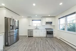 540 Ridgedale Ave, East Hanover Township, NJ 07936 - Photo 4