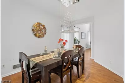 6 Harvard Cir, Montgomery Township, NJ 08540 - Photo 10