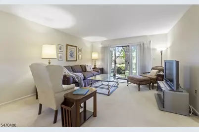 900 Valley Rd #3, Clifton, NJ 07013 - Photo 6