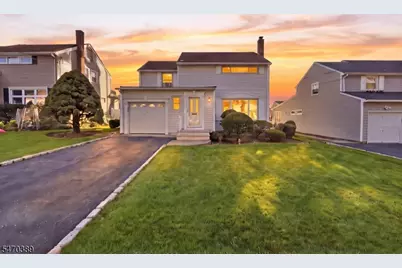 15 Brentwood Dr, Verona, NJ 07044 - Photo 1