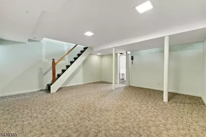 15 Brentwood Dr, Verona, NJ 07044 - Photo 22
