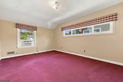 15 Brentwood Dr, Verona, NJ 07044 - Photo 18