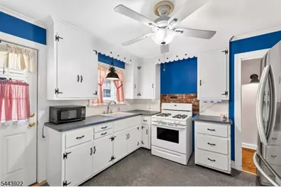 550 Ayres Ave, North Plainfield, NJ 07063 - Photo 6