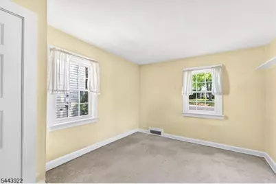 550 Ayres Ave, North Plainfield, NJ 07063 - Photo 14