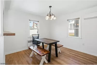 522 Thompson Ave, Roselle, NJ 07203 - Photo 8