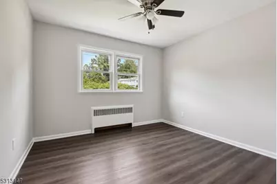 990 Washington Ave, Ho Ho Kus, NJ 07423 - Photo 12