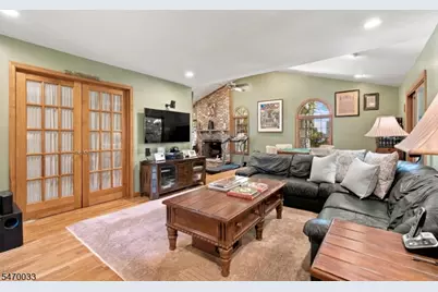 9 Hunting Meadow Ct, Rockaway Township, NJ 07866 - Photo 16