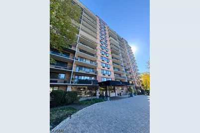 60 Parkway Dr #9H, East Orange, NJ 07017 - Photo 2