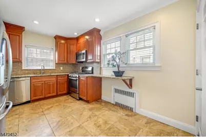 466 Beardsley Ave, Bloomfield, NJ 07003 - Photo 12