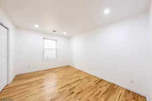 156 New York Ave, Newark, NJ 07105 - Photo 8