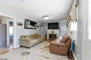 32 Valley View Dr, Mine Hill, NJ 07803 - Photo 8