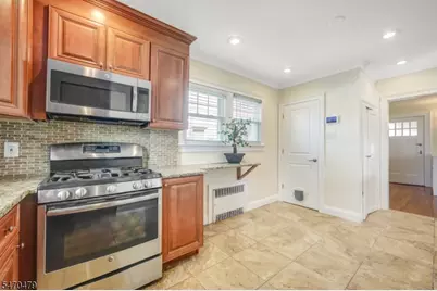 466 Beardsley Ave, Bloomfield, NJ 07003 - Photo 14