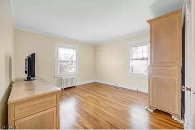 466 Beardsley Ave, Bloomfield, NJ 07003 - Photo 18