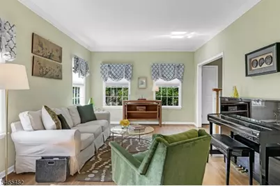 46 Governor Dr, Bernards Township, NJ 07920 - Photo 6