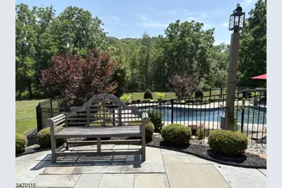 41 Uptom Pine Rd, Clinton Township, NJ 08833 - Photo 8