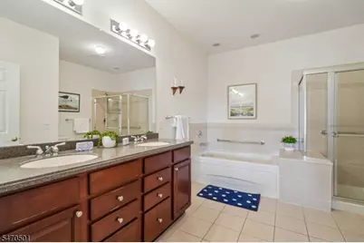 36 Silicon Dr, Woodland Park, NJ 07424 - Photo 26