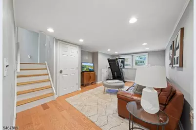 85 Ridge Dr, Livingston, NJ 07039 - Photo 32