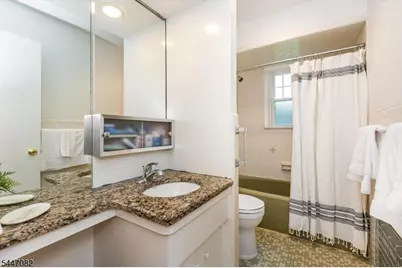 157 Laurel Ave, Livingston, NJ 07039 - Photo 28
