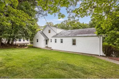 157 Laurel Ave, Livingston, NJ 07039 - Photo 36