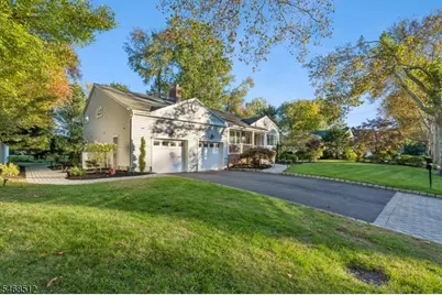 39 Woodbrook Cir, Westfield, NJ 07090 - Photo 2