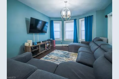 221 Rutledge Ave, East Orange, NJ 07017 - Photo 12