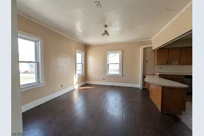 7 Whitman Ave, East Orange, NJ 07017 - Photo 16