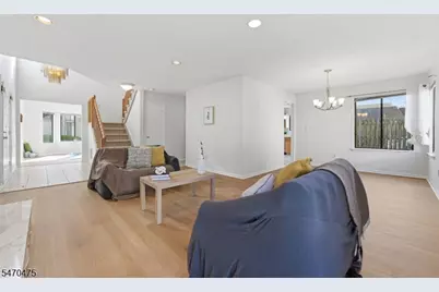 17 Park Gate Dr, Edison, NJ 08820 - Photo 8