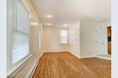 71 Honiss St, Belleville, NJ 07109 - Photo 4
